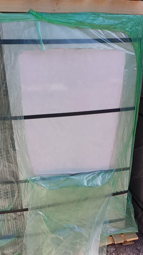 ⬅️ سایز 60×120 از #ماهان👆🏻 ▪️ خاک سفید ▪️ درجه 5 ▪️ لعاب براق ▪️ بارگیری از انبار ▪️متراژ دار 💶قیمت فقط 335000💶